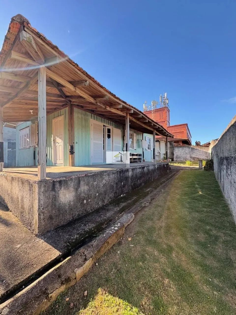 TERRENO NA QUADRA DO MAR NA PONTA DE BAIXO - Foto 4