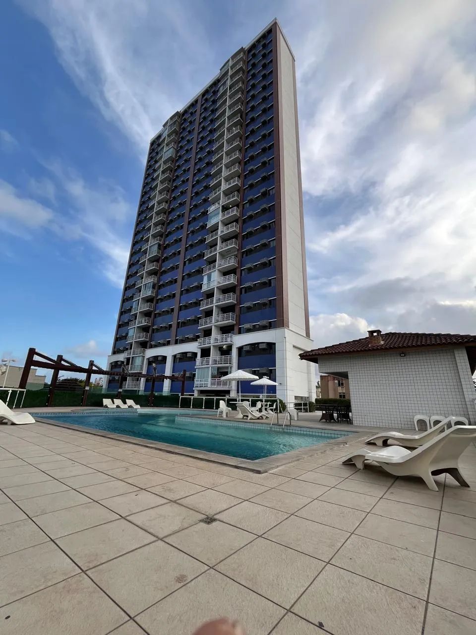 APTO COM 78M2 , COM 3 QUARTOS SENDO 2 SUITE, VARANDA , SALA EM L, 2 VAGAS, LAZER COMPLETO.