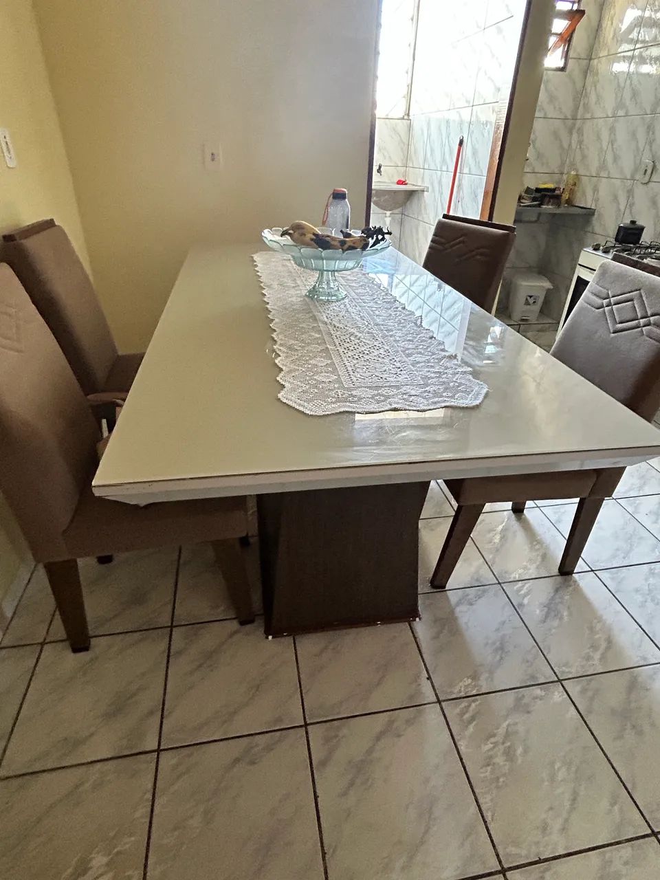 Mesa com 4 cadeira  - Foto 3