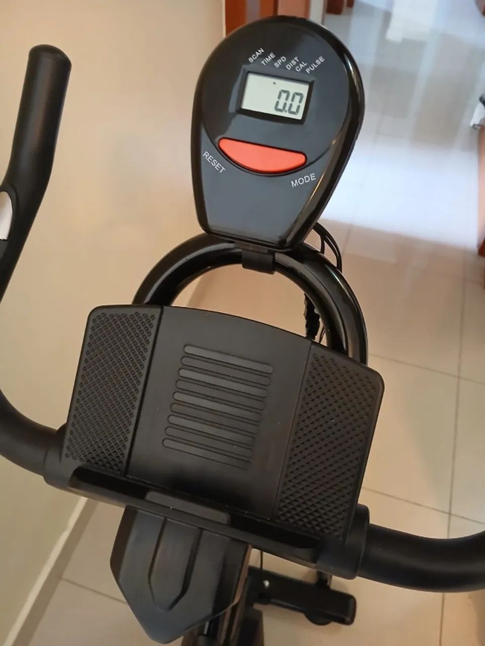 Bicicleta spinning com pouquíssimo uso!!! - Foto 3