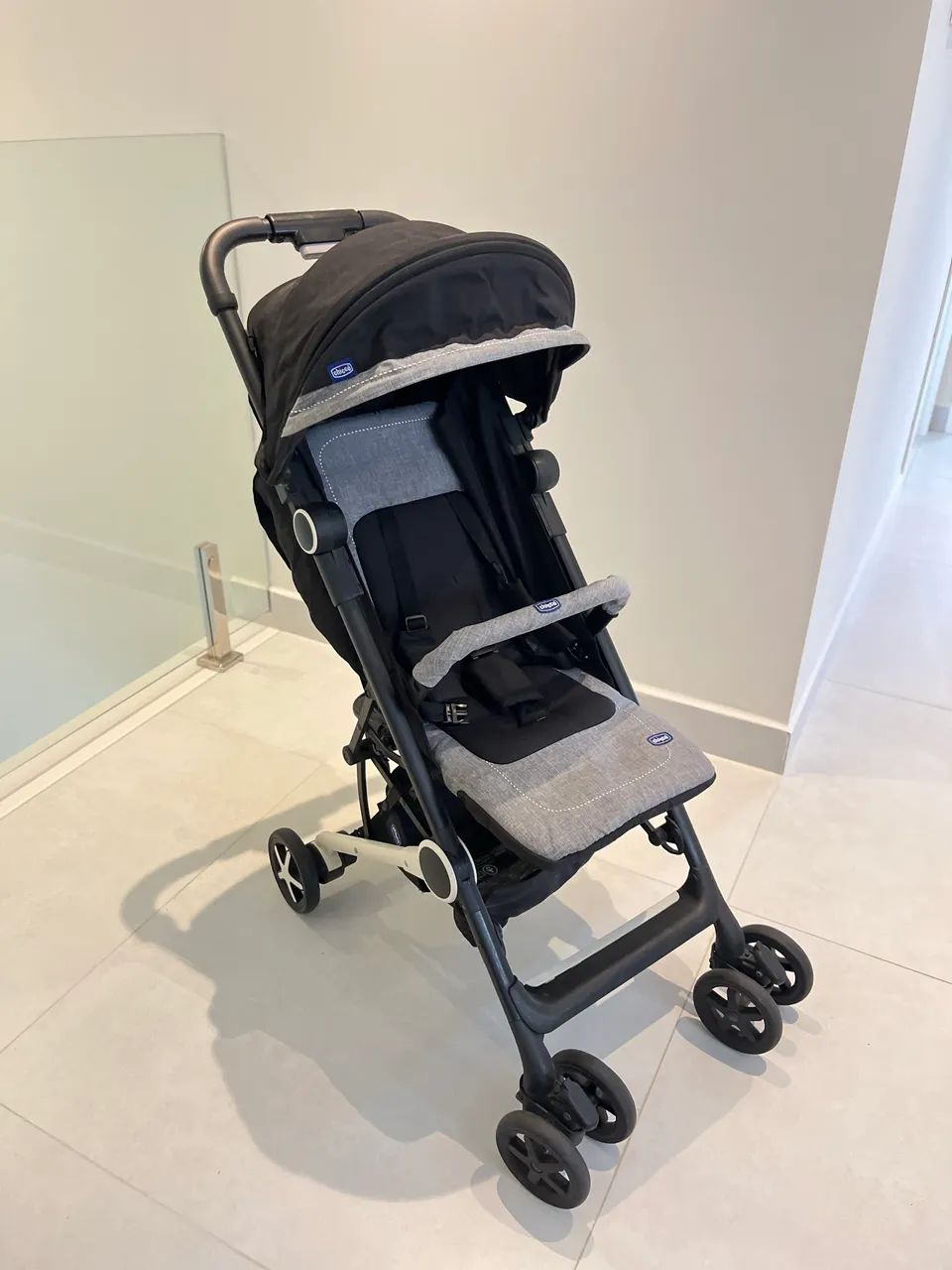 Carrinho de bebê Chicco - Miinimo 2 - Super leve e compacto - Foto 3