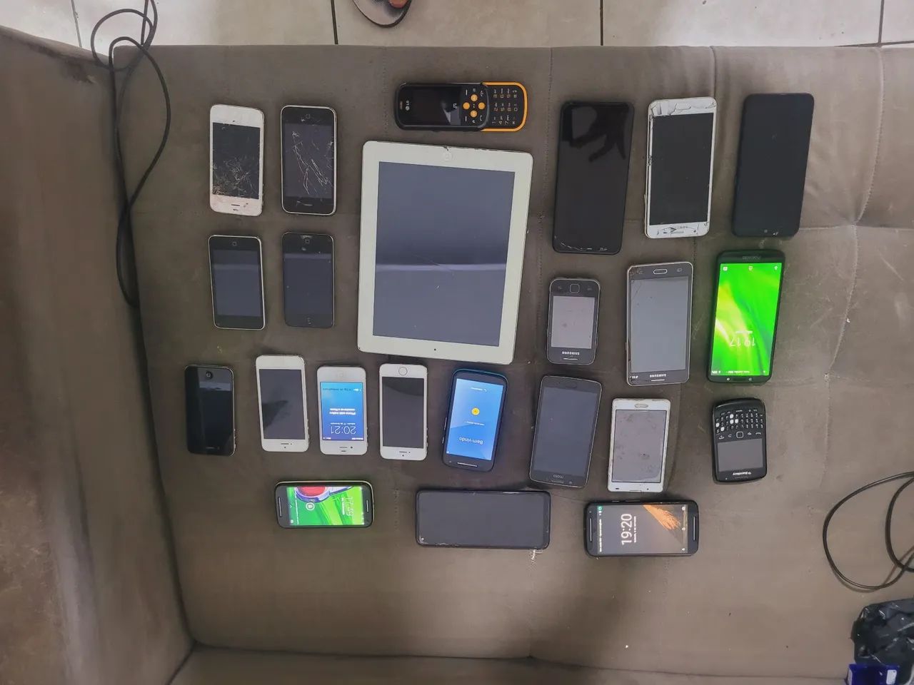 Lote de aparelhos celulares - Foto 5