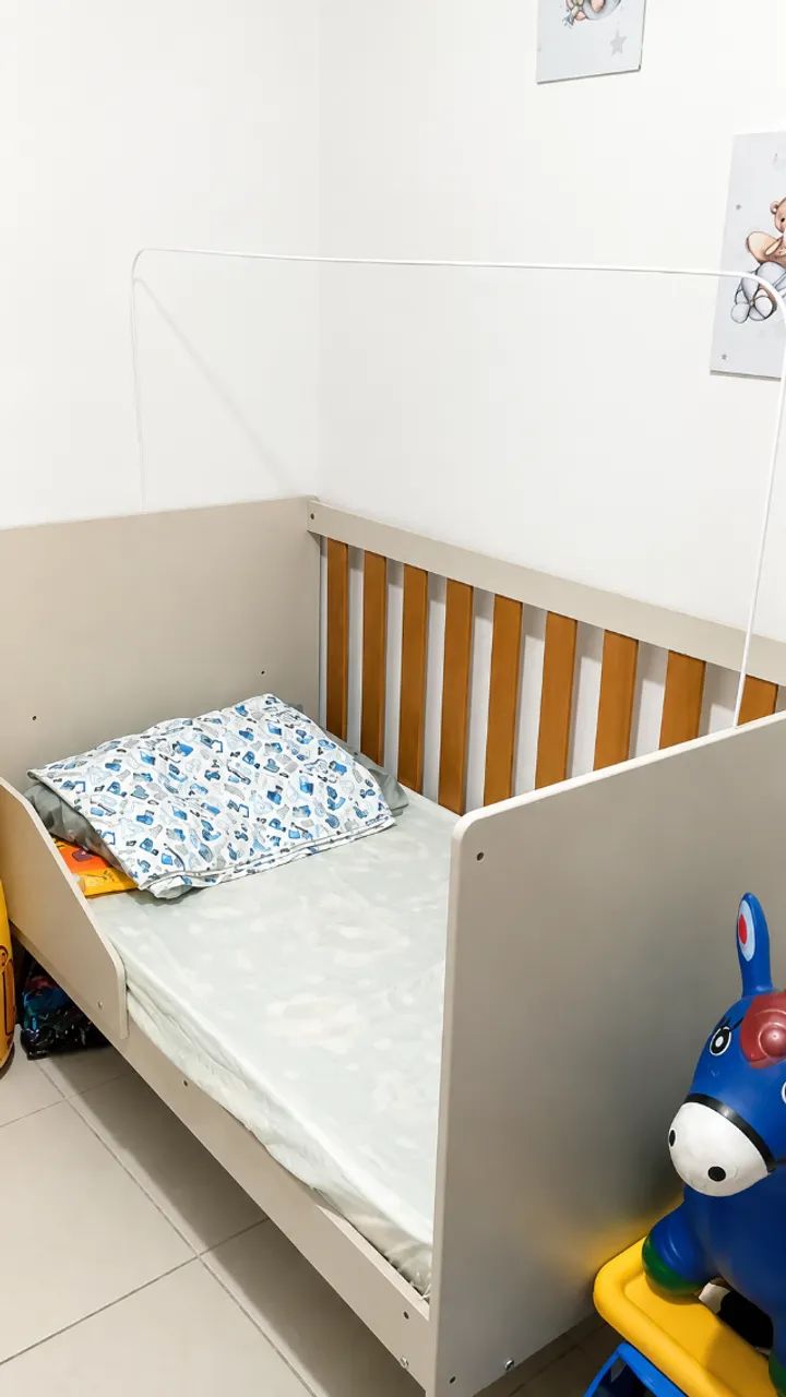 Kit Quarto Infantil Reller Isis (Berço 2 em 1 + Guarda-Roupa)