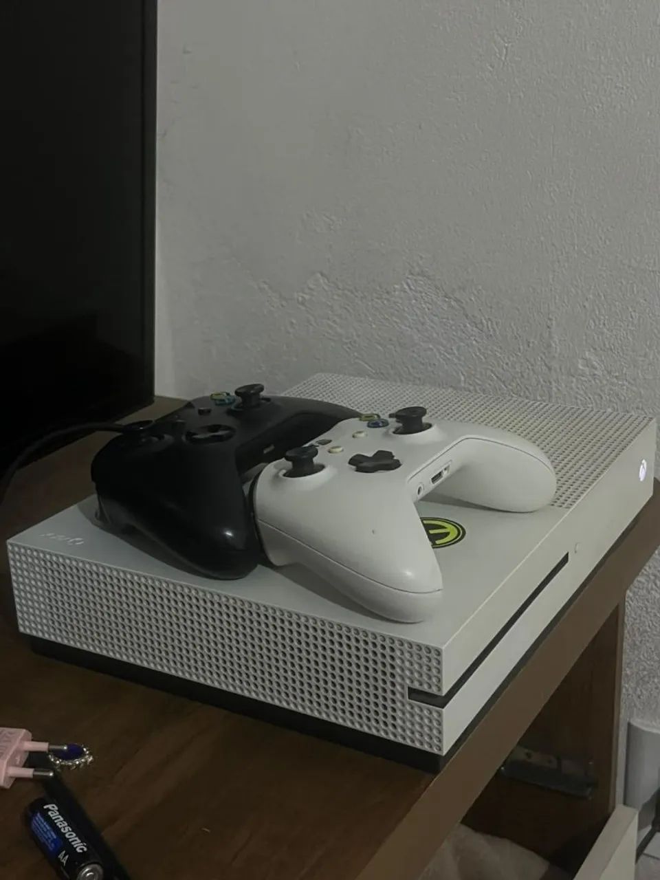 Xbox One S