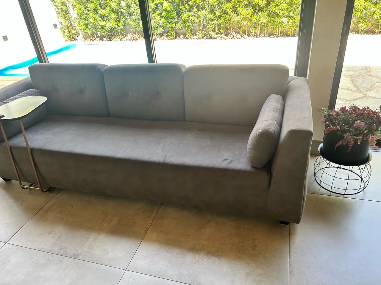 Sofá de suede baratinho!!!!! 2 , 95 m de tamanho!!! - Foto 4