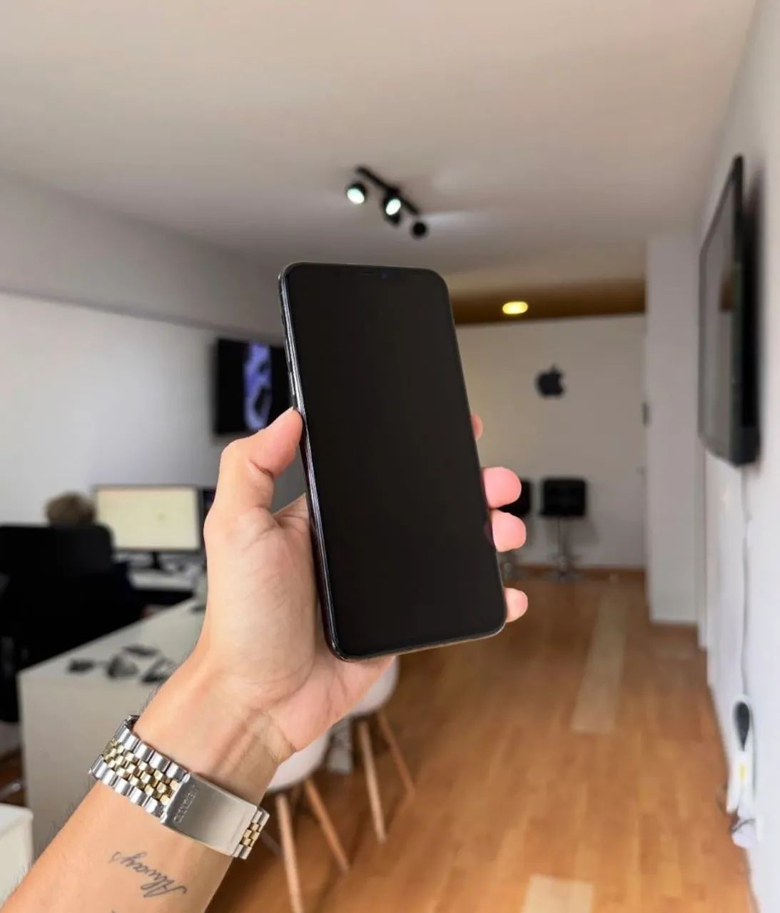 iPhone 11 pro max | estado de novo | analiso troca! - Foto 2