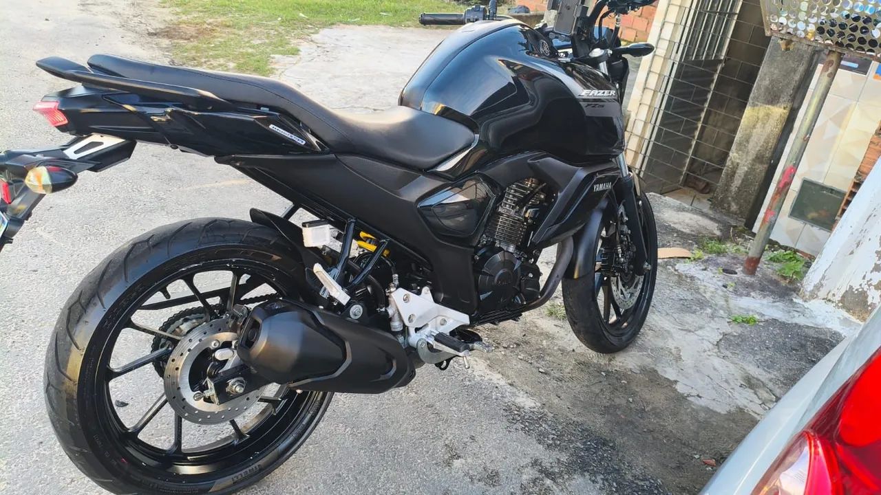 Moto fz15 super conservada  - Foto 5