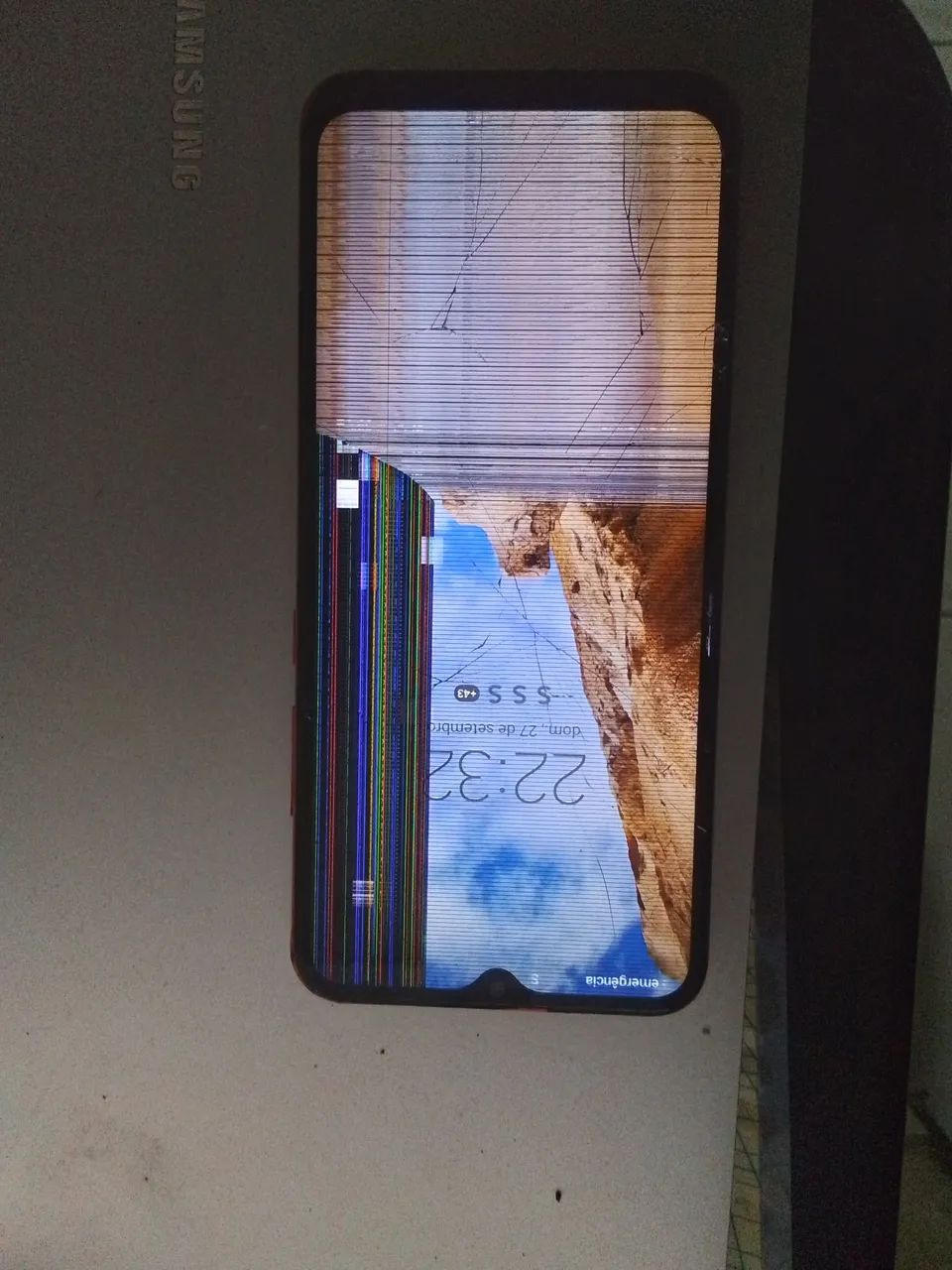 Smartphone Samsung com defeito  - Foto 3