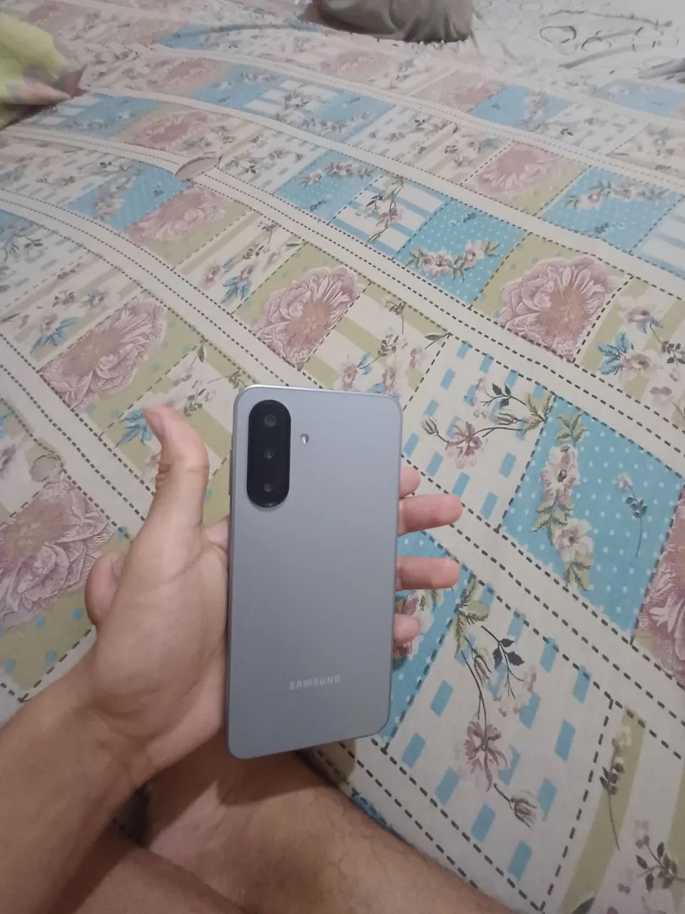 Samsung A17 a película está trincada e só tirar 128 gb de memória interna  - Foto 2