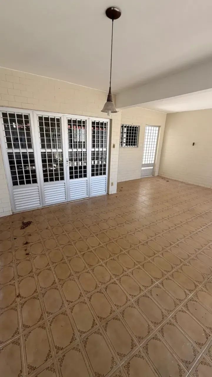 linda casa no Poço, ampla e muito confortável com garagem e 4 quartos - Foto 3