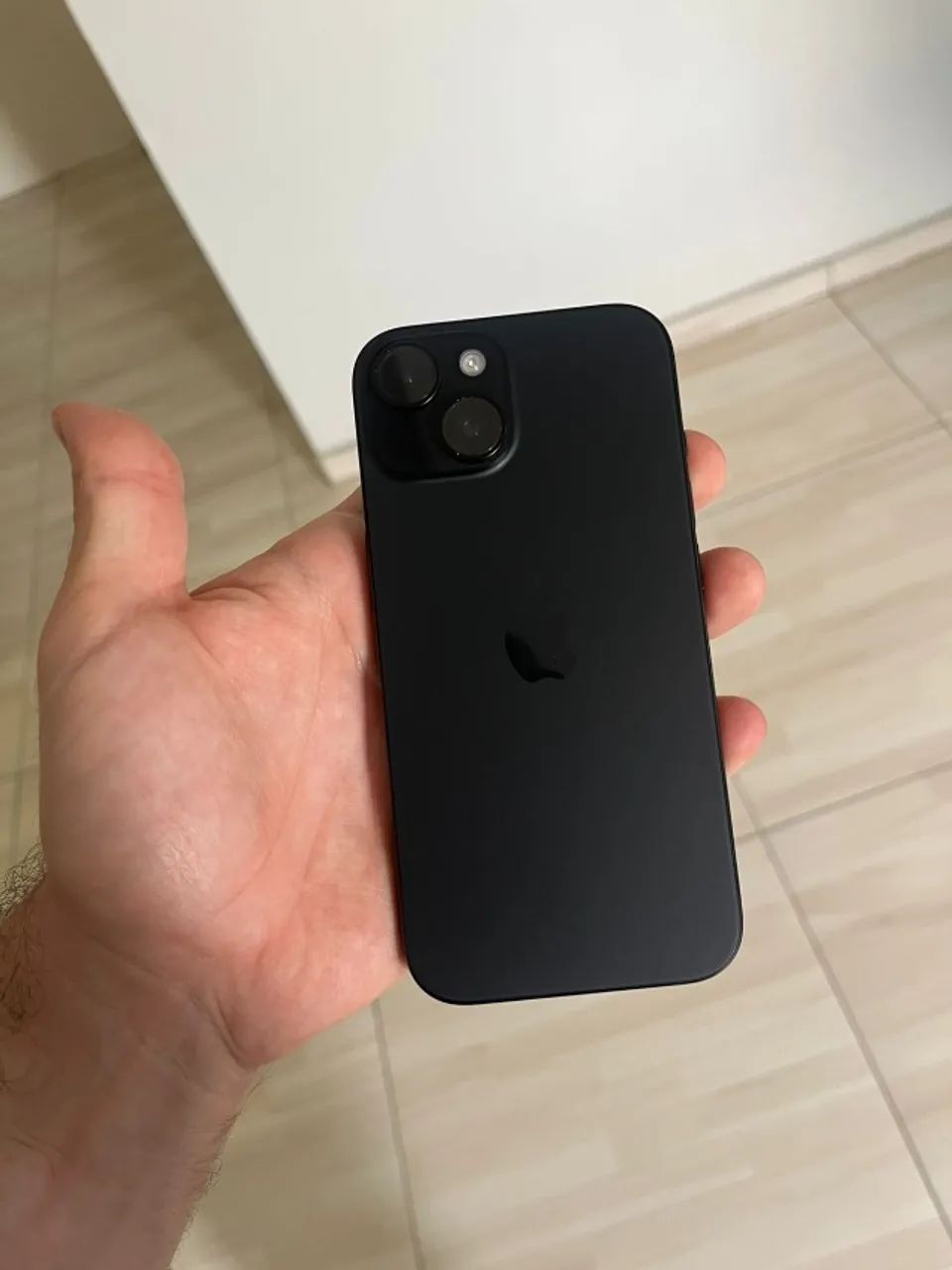 Iphone 15 128gb bateria 79% - Foto 2