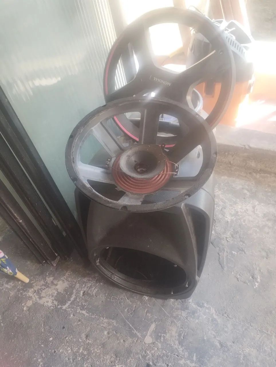 Caixa Mondial 550watts - Foto 2