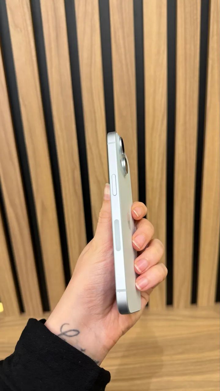 IPhone 15 256gb Azul (100%)  - Foto 3