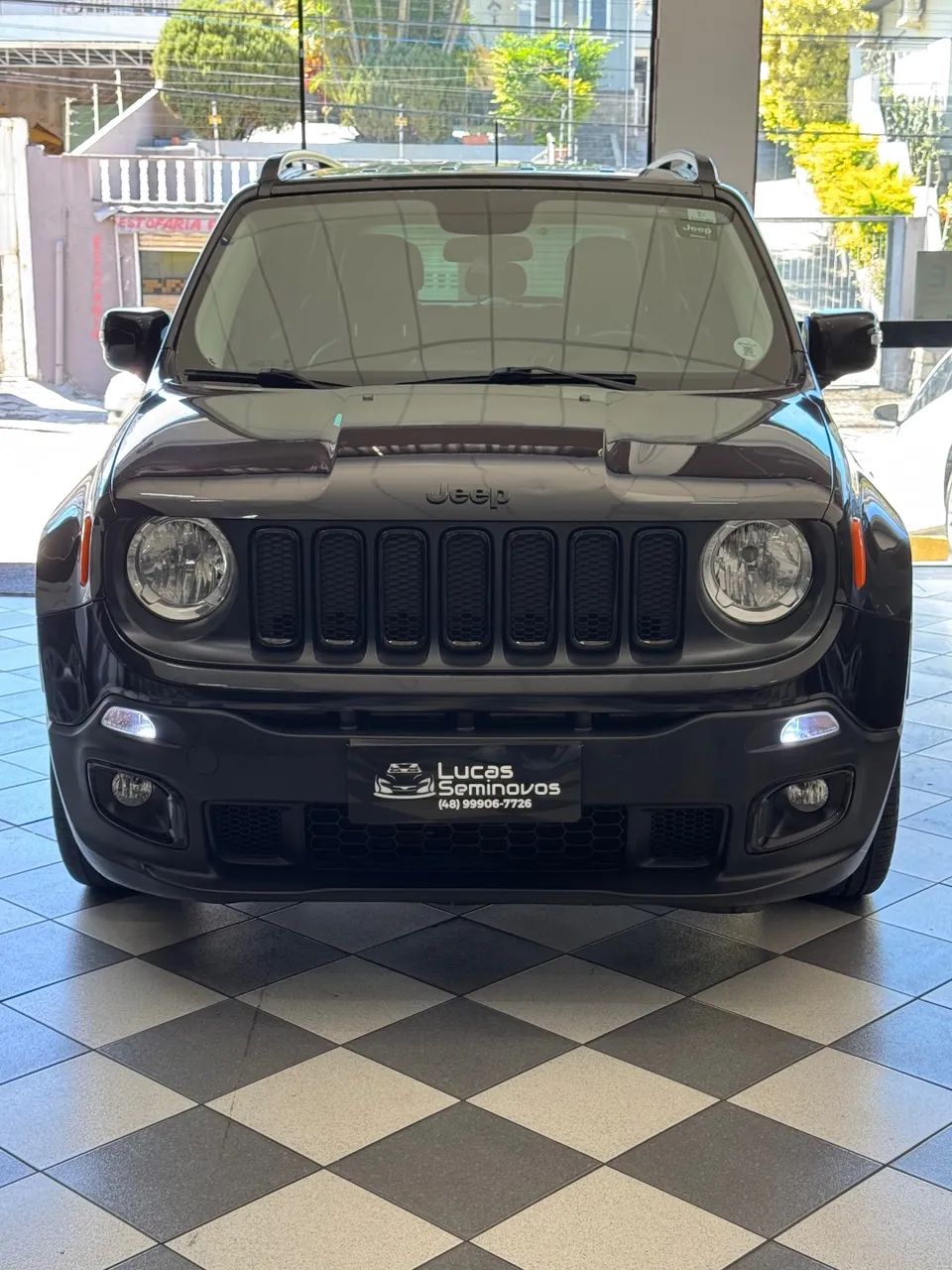 Jeep Renegade Night Eagle 1.8 4X2 Flex Aut. 2018 - Foto 2