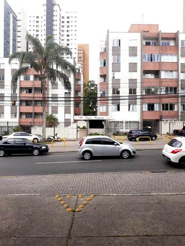 M132 - Excelente apartamento muito bem localizado no Batel