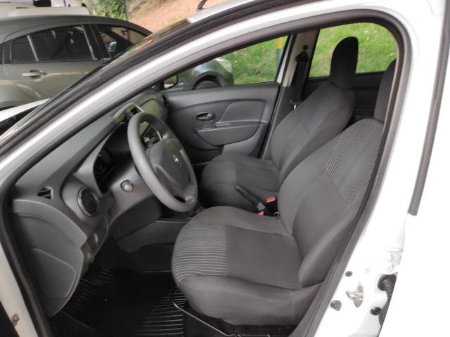 Renault Logan Authentique flex 1.0 12v, Raridade - Foto 7