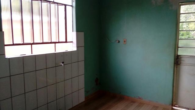 Alugo casa em São Nicolau