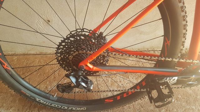 MTB specialized aro 29 quadro alumínio 19 rockhopper pro - Foto 4