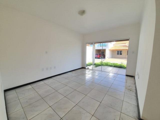 Casa de condomínio para alugar com 3 dormitórios cod:country1 - Foto 2
