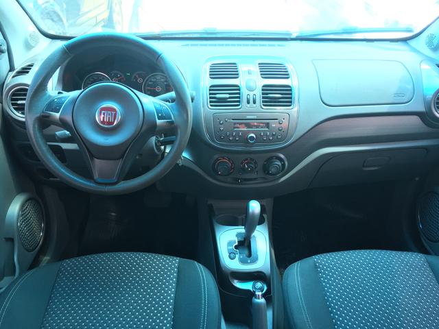 Grand Siena Essence Dualogic 1.6 modelo 2014 - Foto 7