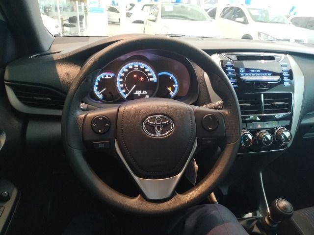 Toyota Yaris XL Live 1.3 Flex 16V 5p Mec - Foto 12