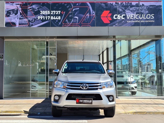 TOYOTA HILUX SRV 2.7 4X4 FLEX AUTOMÁTICA