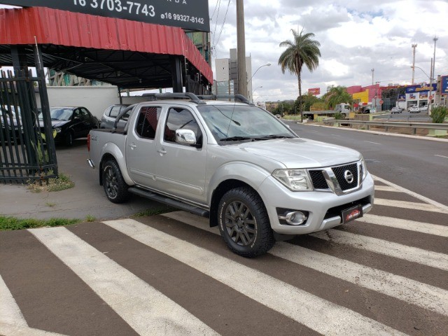 FRONTIER SL 4X4 DIESEL AUTOMATICA