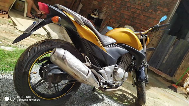 CB 300