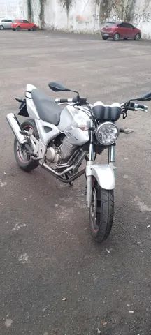 CBX 250 Twister 2008 leva ainda mais esportividade para as ruas