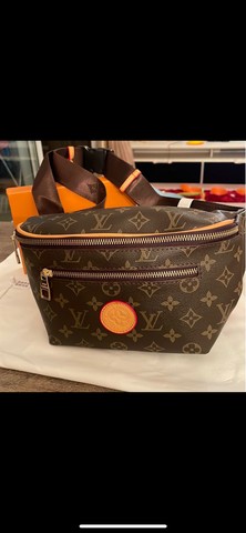 Pochete Louis Vuitton 