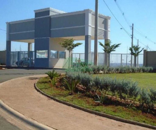 Venda de Terreno / Padrão na cidade de Cosmópolis