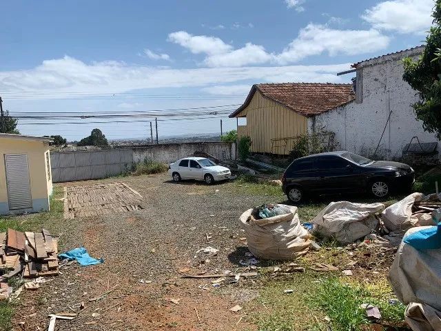 Excelente terreno contendo um barracão em ótima localização de Uvaranas !! - Foto 6