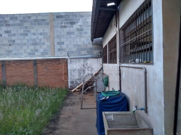 Venda de Comercial / Salão na cidade de Araraquara - Foto 8