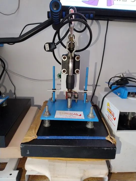 Máquina de fazer sandálias semi nova  - Foto 4