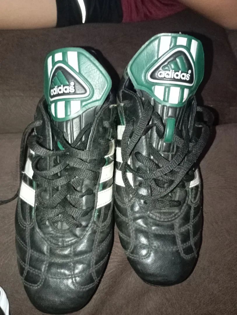 Chuteira de cravo Adidas importada - Foto 6