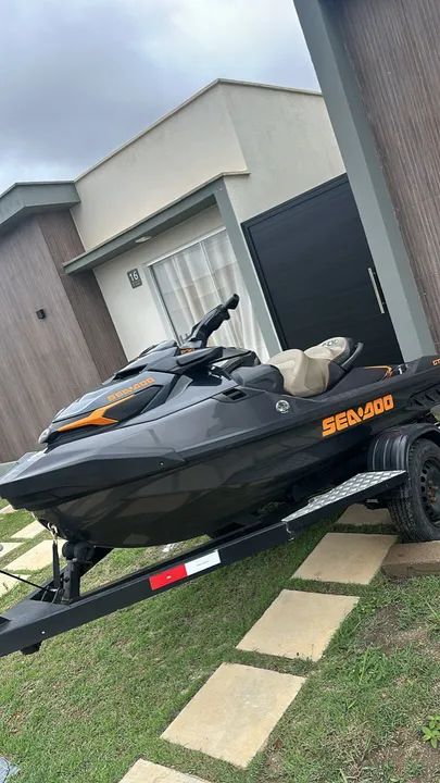 Jet Ski Sea-Doo - Impecável