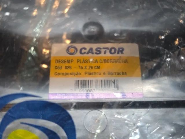 Desempenadeira plástica Castor PVC EVA 15x26cm com borracha para acabamento - Foto 6