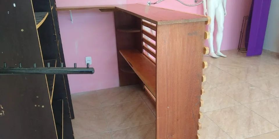 BALCÃO RUSTICO PARA LOJA  - Foto 2