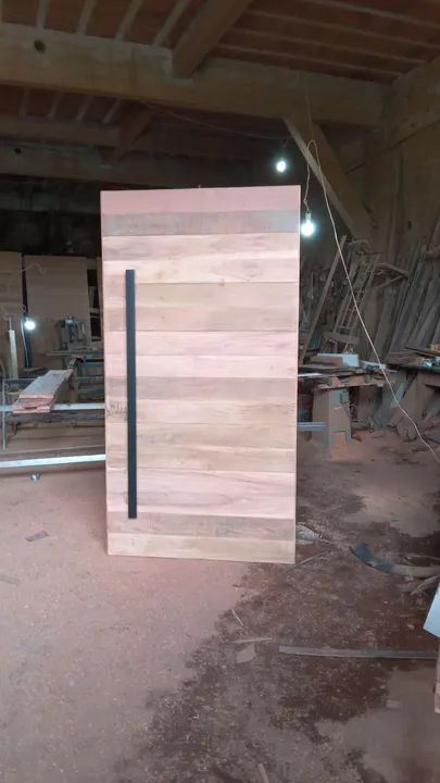Porta pivotante  completa e instalada  - Foto 4