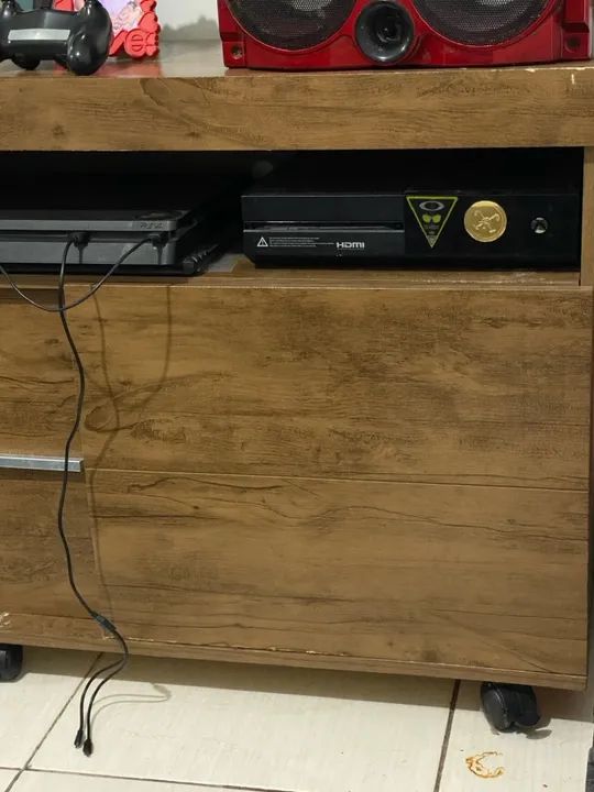 EU TROCO MEU XBOX ONE FET COM JOGOS POR PS4 Slim 