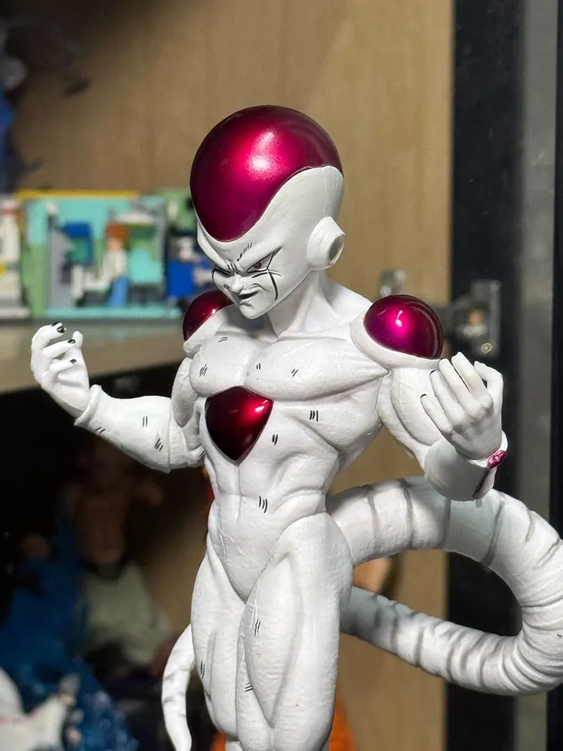 Figure Freeza com mais de 20 cm  - Foto 4