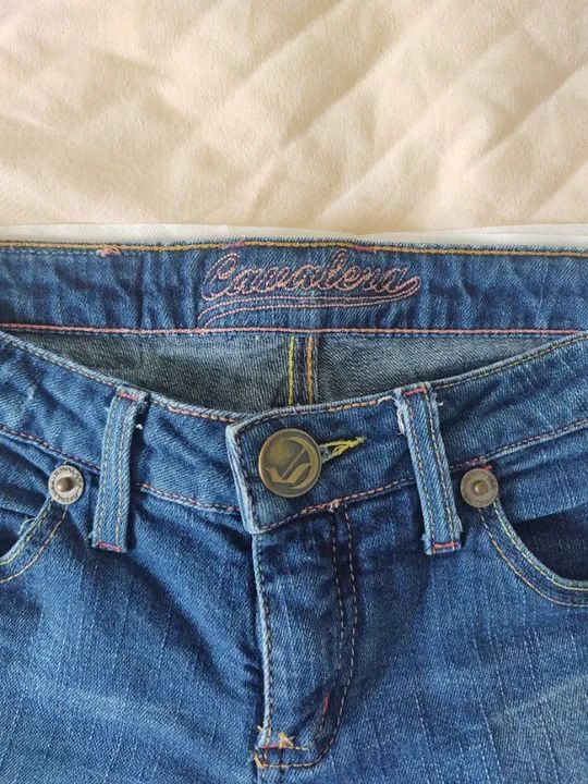 Calça capri jeans - Marca Cavalera - Foto 5