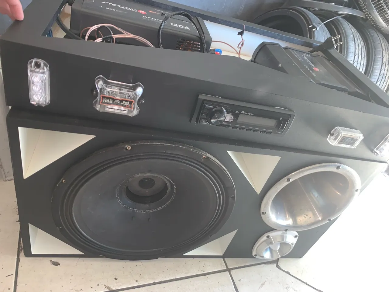 Caixa de Som Trio Automotivo