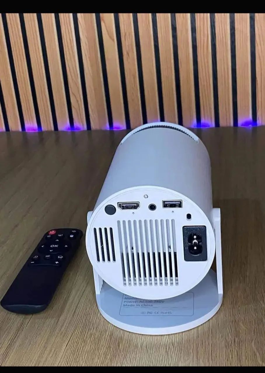 Projector64573481284481125