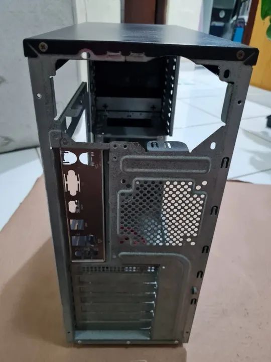 Gabinete ou CPU Gamer Xcalibur marca Fortrek - Foto 3