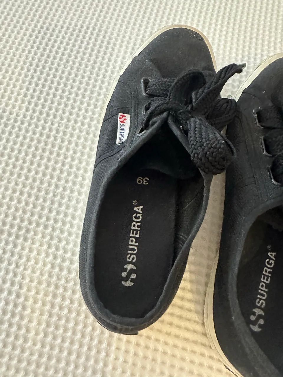 Tênis SUPERGA PRETO COM POUCO USO  - Foto 4