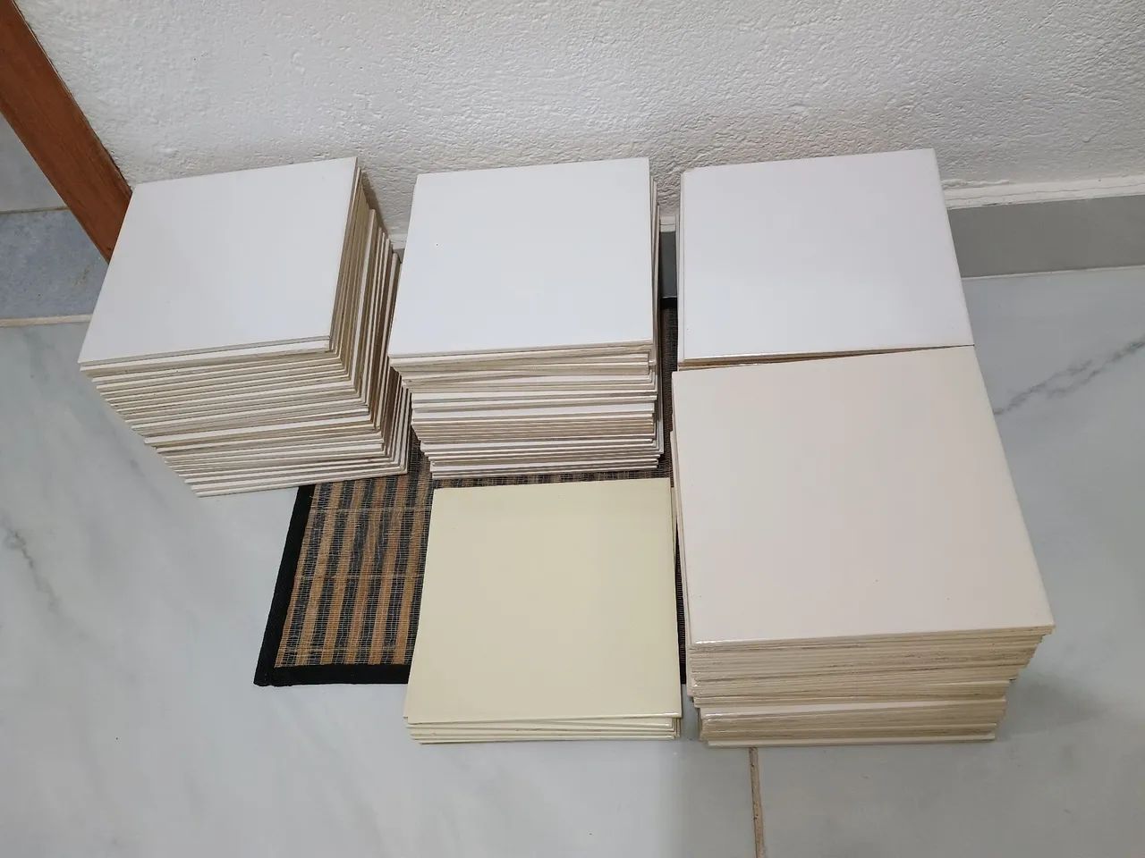 Azulejos Cerâmicos Brancos - Diversas Unidades