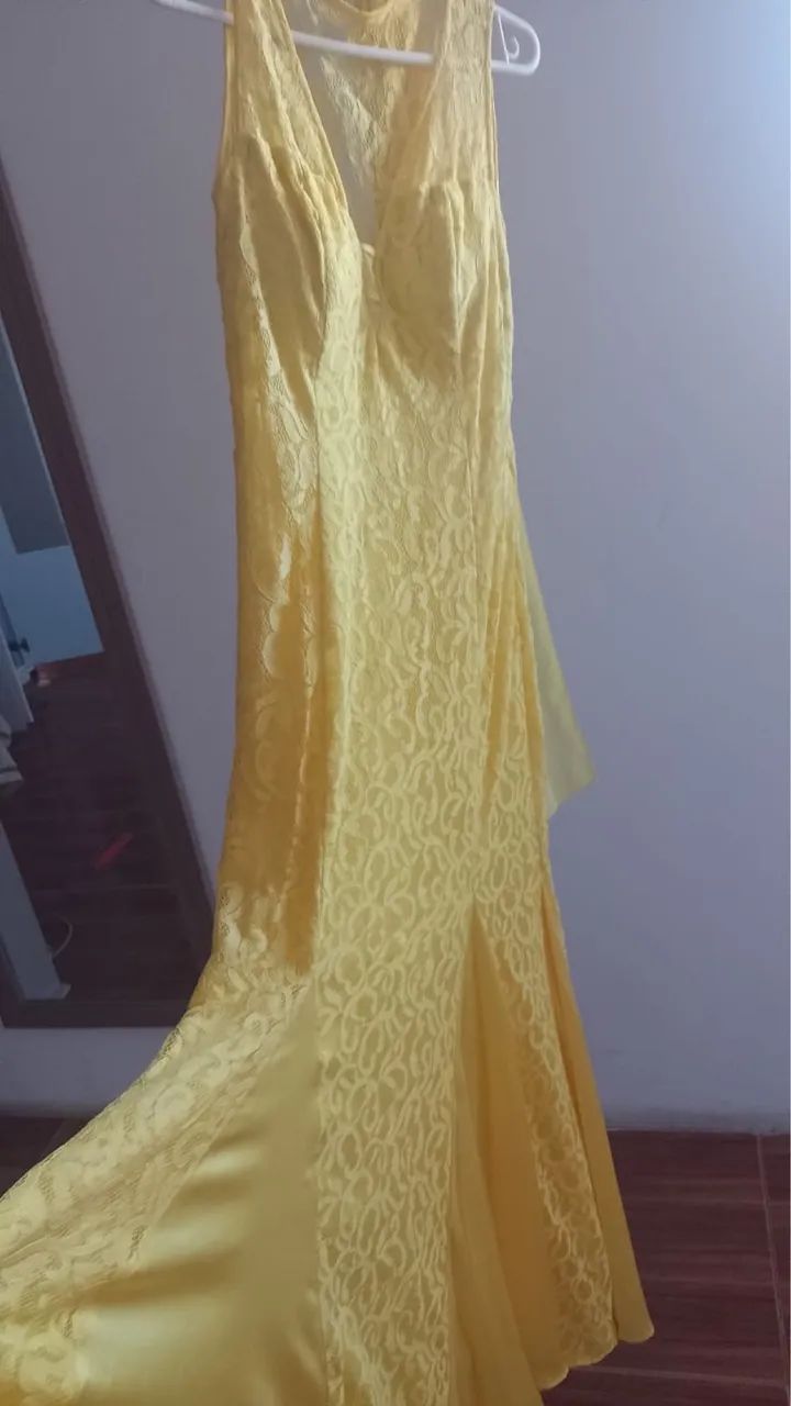 Vestido de festa glamouroso amarelo  - Foto 3
