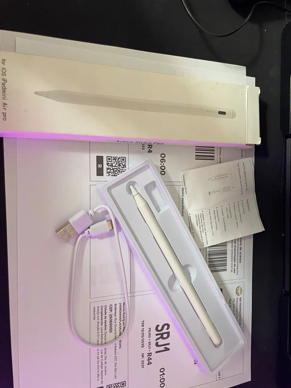 Caneta Stylus Pen compatível iPad Air sem Uso 