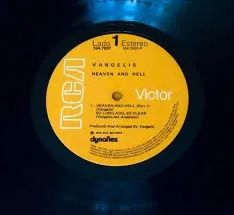 LP VINIL DO VANGELIS - HEAVEN AND HELL - Foto 3